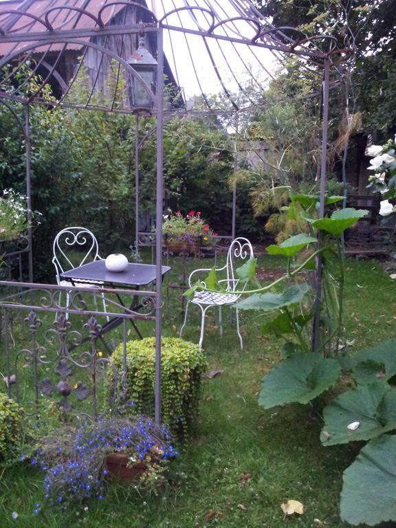 La Gentilhommiere Bed & Breakfast Шантепи Екстериор снимка