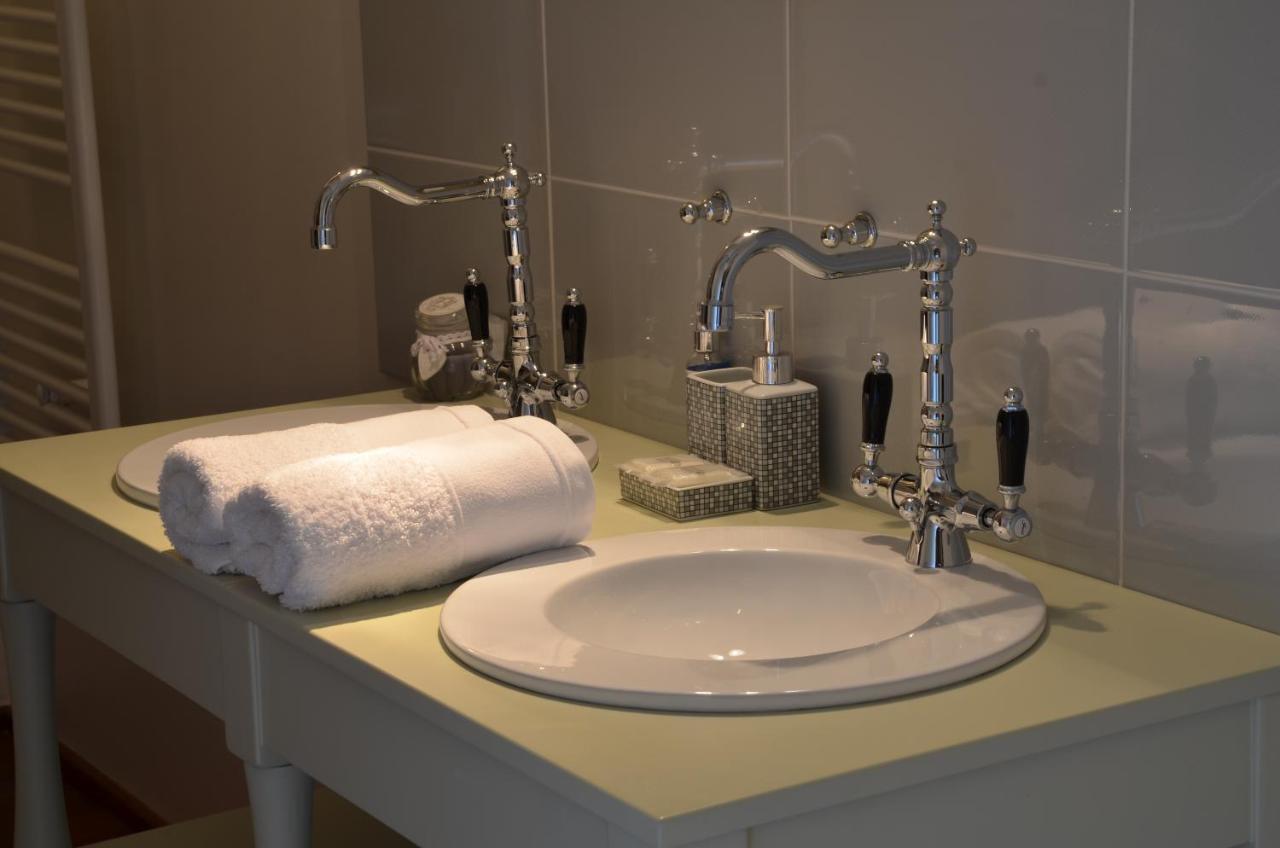 La Gentilhommiere Bed & Breakfast Шантепи Стая снимка